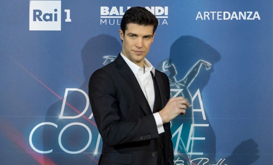 Roberto Bolle opens 2020 of Rai1 with Danza Con Me - 4.3m/21.77%